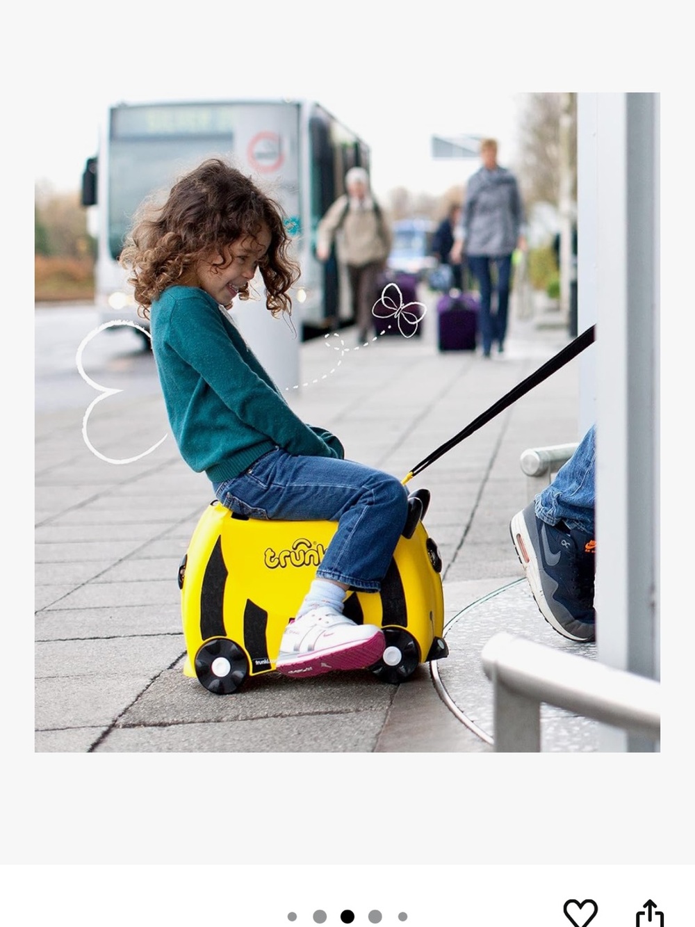 Trunki Ride-On Kids Luggage - Fire Engine - Picture 3 of 4